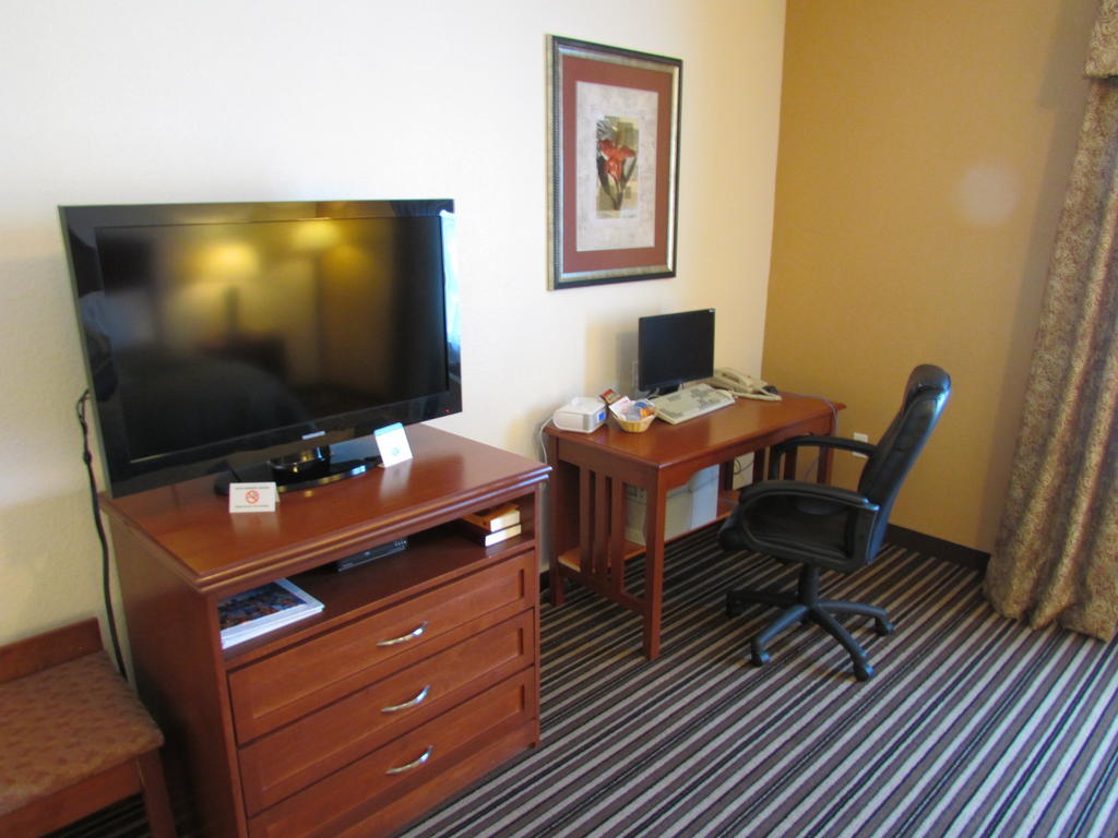 Super 8 By Wyndham Austin/Airport South Hotel Cameră foto