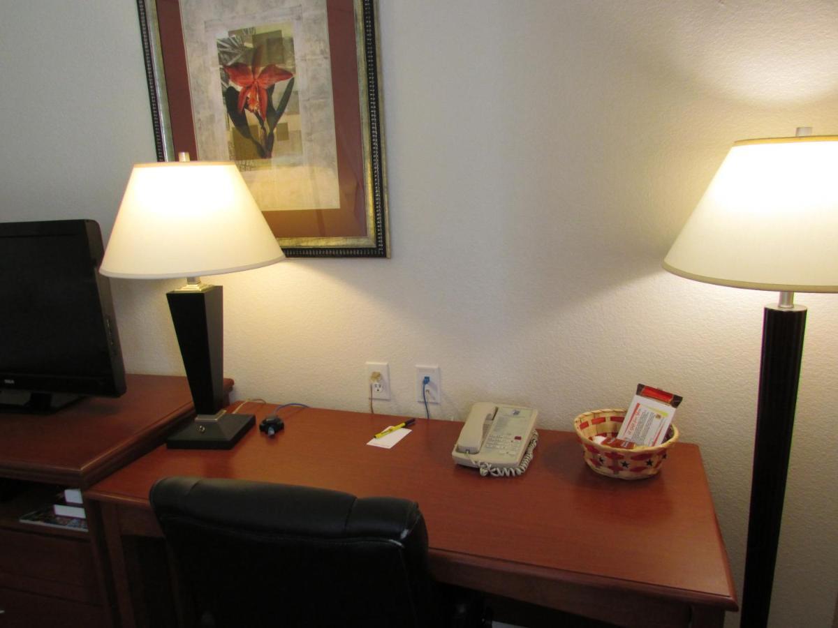 Super 8 By Wyndham Austin/Airport South Hotel Cameră foto