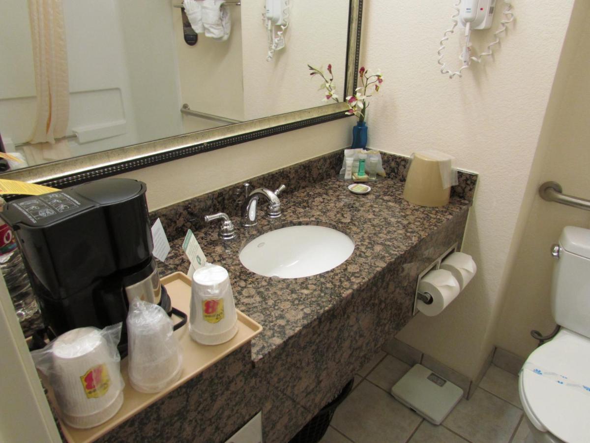 Super 8 By Wyndham Austin/Airport South Hotel Cameră foto